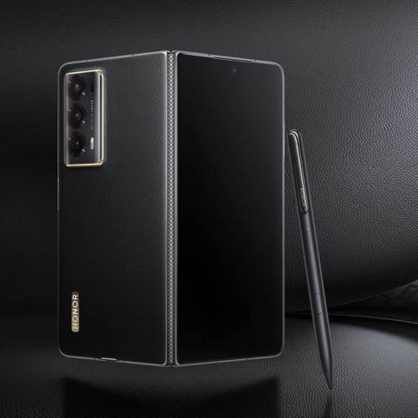 Honor Magic V2 RSR Porsche Design